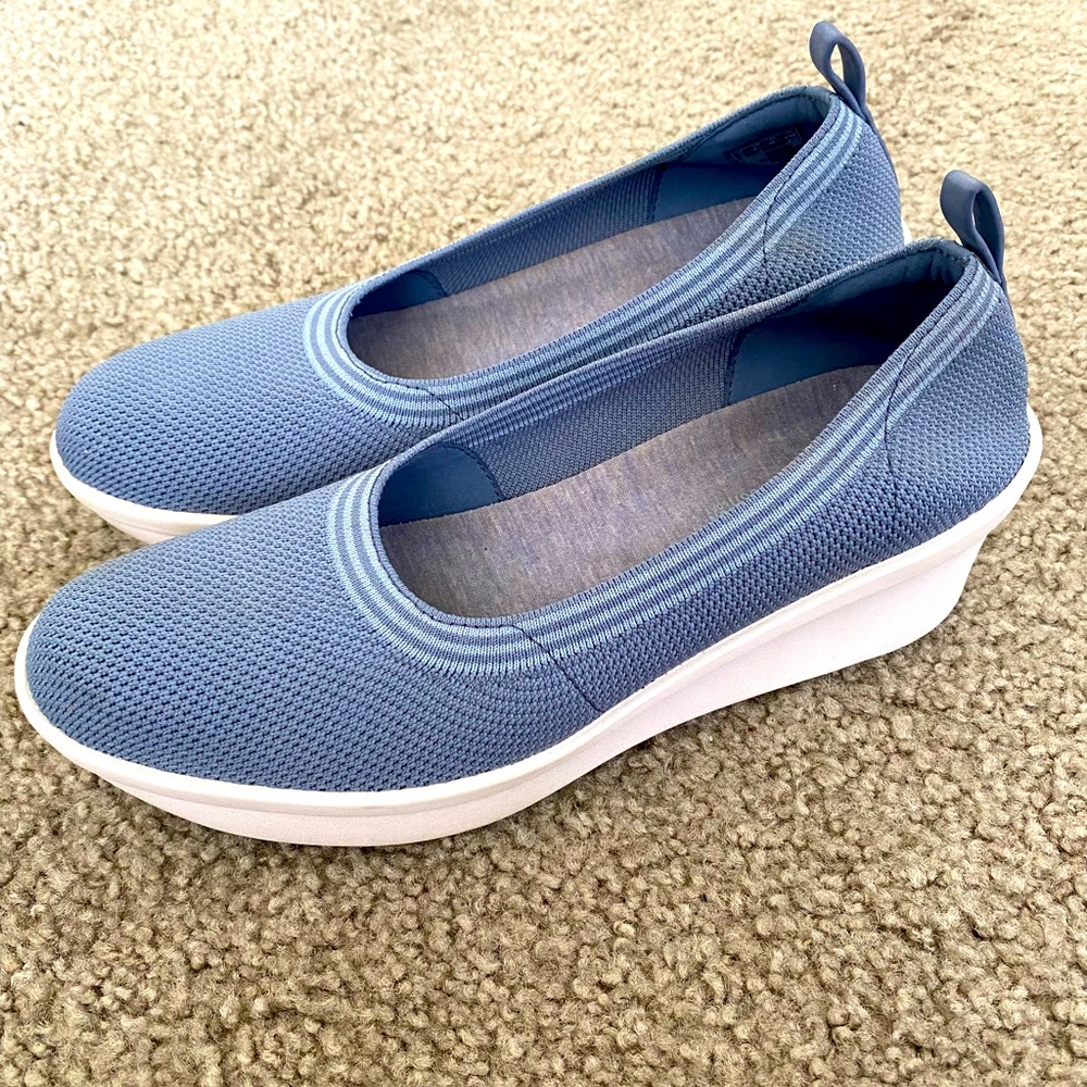 Cloudsteppers by Clarks knit wedges Blue Grey